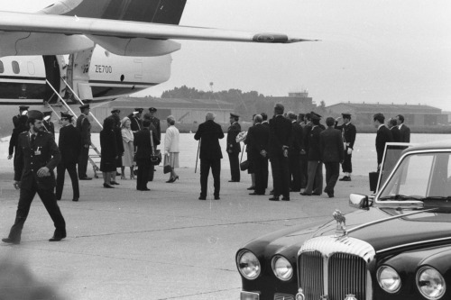 Aeroporto - Visita Regina Madre - Treviso (negativo) di Ceolin, Elio (ultimo quarto sec. XX)