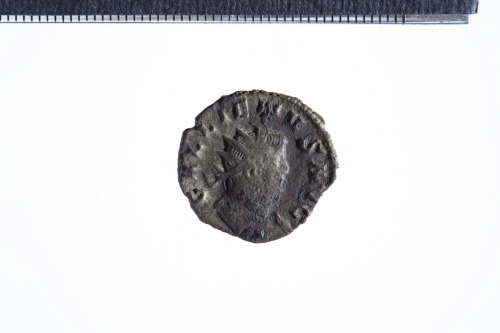 moneta - Antoniniano (terzo quarto III sec. d.C.)