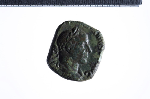 moneta - sesterzio (metà III sec. d.C.)