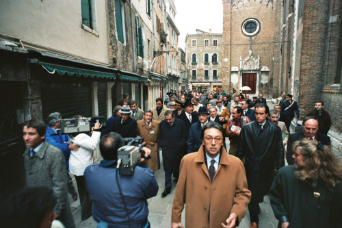 Raùl Ricardo Alfonsin - Carlo Bernini - Venezia (negativo) di Ceolin, Elio (studio fotografico) (ultimo quarto XX)