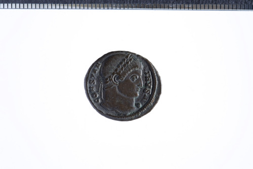 moneta - follis (secondo quarto IV sec. d.C.)