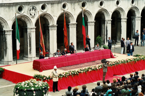 Pubblico - Palazzo Ducale <Venezia> (negativo) di Ceolin, Elio (ultimo quarto sec. XX)