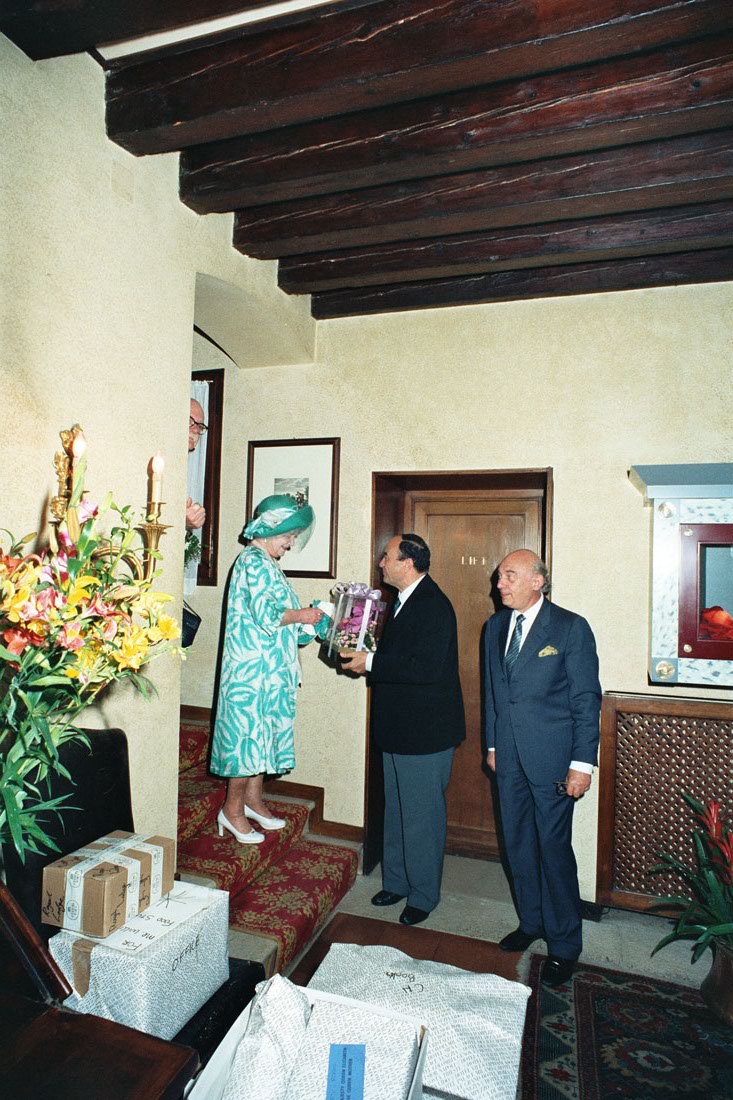 Hotel Villa Cipriani - Visita Regina Madre - Asolo (negativo) di Ceolin, Elio (ultimo quarto sec. XX)