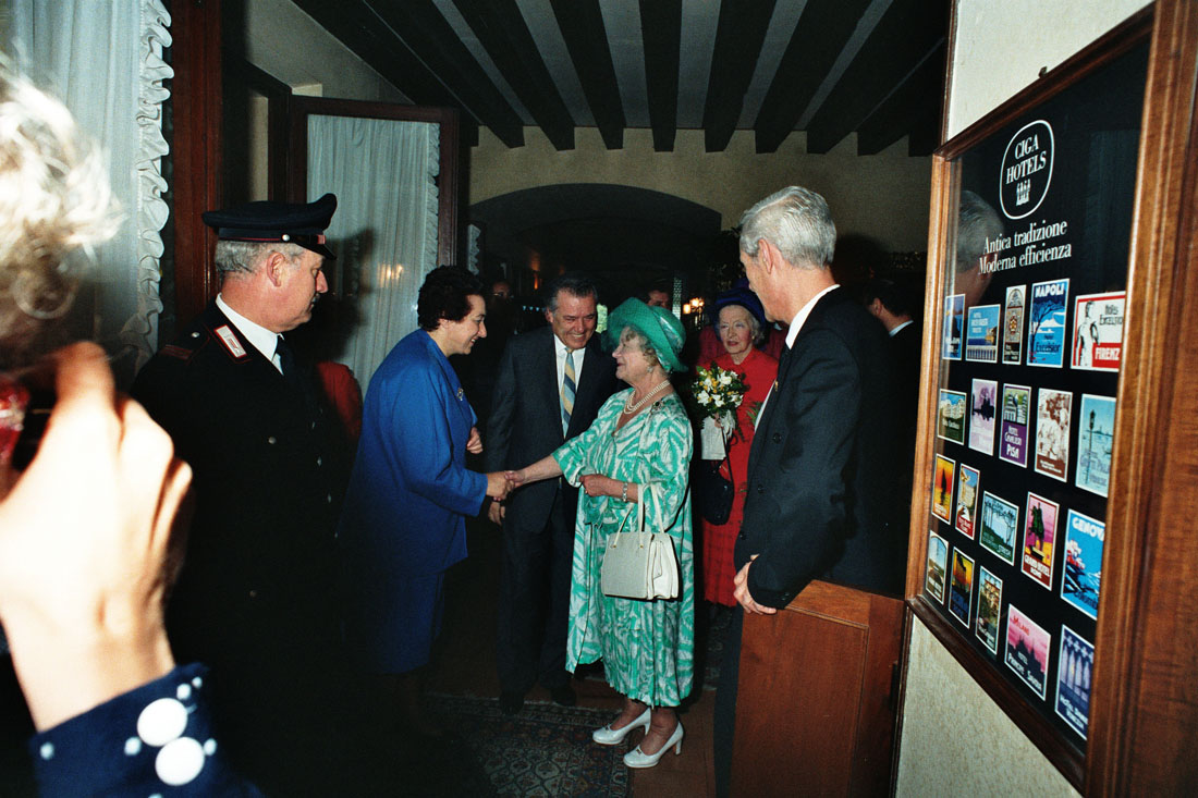 Hotel Villa Cipriani - Visita Regina Madre - Asolo (negativo) di Ceolin, Elio (ultimo quarto sec. XX)