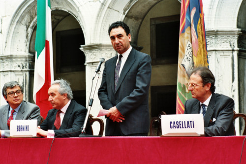 Palazzo Ducale <Venezia> - Cortile (negativo) di Ceolin, Elio (ultimo quarto sec. XX)