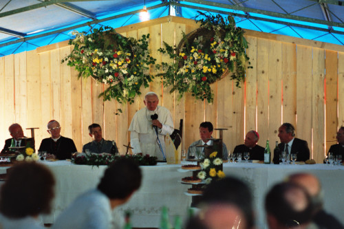 Papa Giovanni Paolo II - Vescovo Ducoli Maffeo - Carlo Bernini - Val Visdende (negativo) di Ceolin, Elio (ultimo quarto sec. XX)