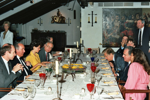 Carlo Bernini - Umberto Carraro - Vertice Economico - Venezia - 1987 (negativo) di Ceolin, Elio (studio fotografico) (ultimo quarto XX)