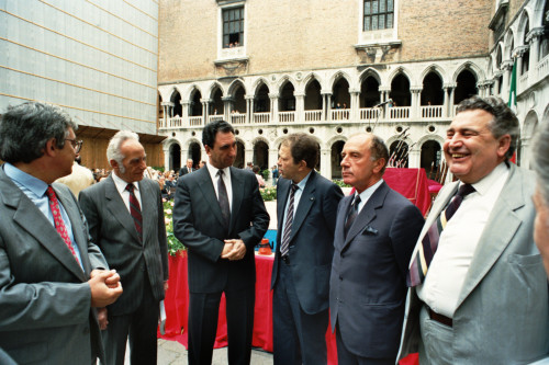 Nereo Laroni - Palazzo Ducale <Venezia> - Cortile (negativo) di Ceolin, Elio (ultimo quarto sec. XX)