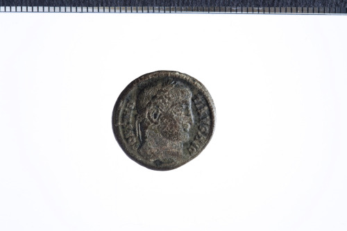 moneta - follis (secondo quarto IV sec. d.C.)