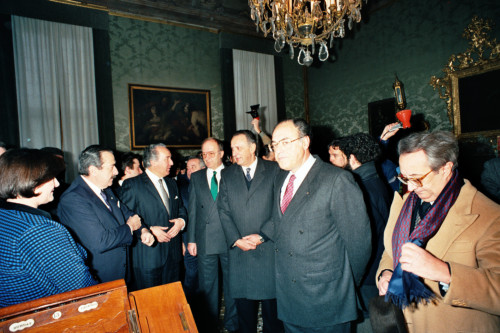 Raùl Ricardo Alfonsin - Carlo Bernini - Amalia Sartori - Venezia (negativo) di Ceolin, Elio (studio fotografico) (ultimo quarto XX)