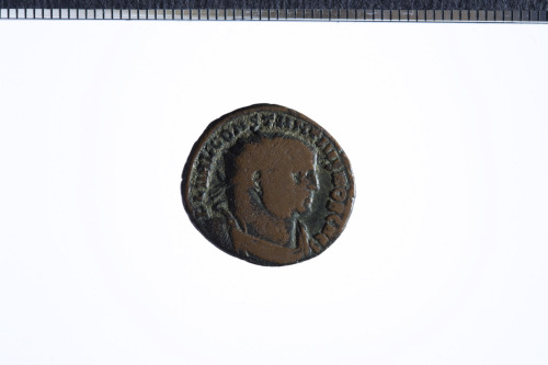 moneta - Frazione radiata (ultimo quarto III sec. d.C.)