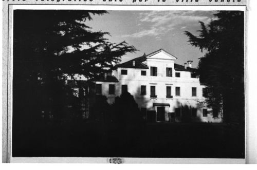 villa con barchesse e pertinenze (, privata) - Maserada sul Piave (TV)  (XVI, metà)