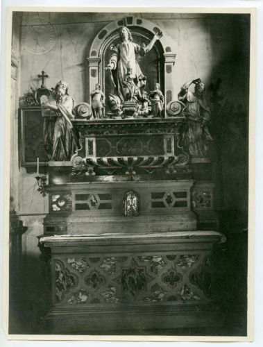 Altari - Sculture in marmo - Chiesa parrocchiale della Natività della Beata Vergine Maria <Labin> - 1921 (positivo) di Opiglia, Pietro (attr.) (primo quarto XX)