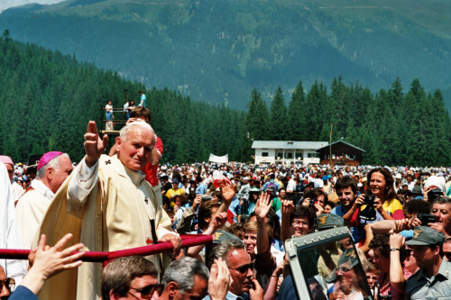 Papa Giovanni Paolo II - Vescovo Ducoli Maffeo - Val Visdende (negativo) di Ceolin, Elio (ultimo quarto sec. XX)