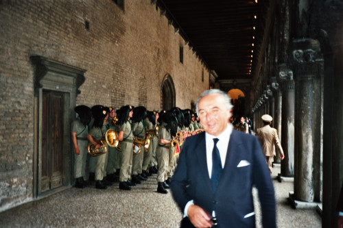 Vertice Economico - Venezia - 1987 (negativo) di Ceolin, Elio (studio fotografico) (ultimo quarto XX)