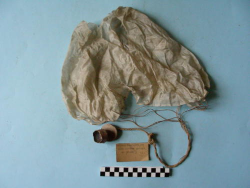 Paracadute per bengala (sec. XX)