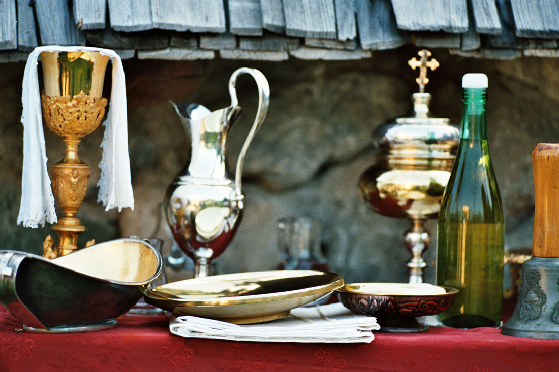 Oggetti liturgici - Val Visdende (negativo) di Ceolin, Elio (ultimo quarto sec. XX)