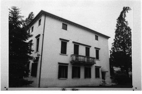 villa con barchessa (, privata) - Ormelle (TV)  (XVII, Fine secolo)