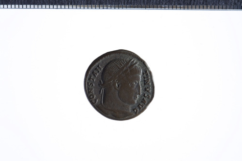 moneta - follis (secondo quarto IV sec. d.C.)