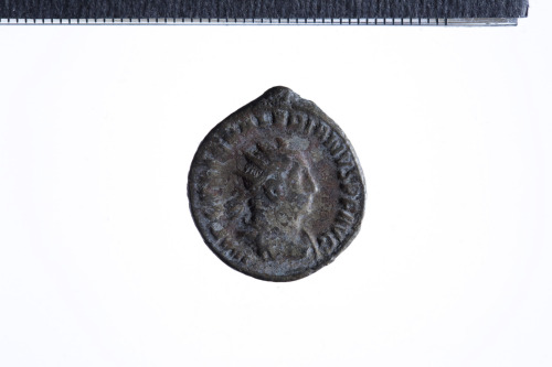 moneta - Antoniniano (terzo quarto III sec. d.C.)