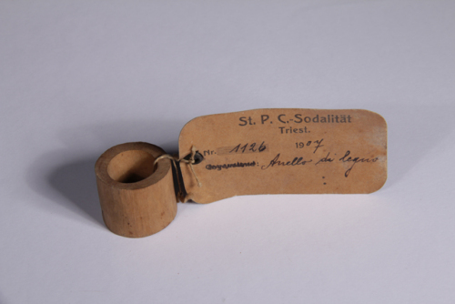 anello di legno - Mozambico (1900 c.a.)