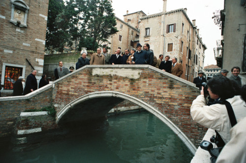 Raùl Ricardo Alfonsin - Carlo Bernini - Venezia (negativo) di Ceolin, Elio (studio fotografico) (ultimo quarto XX)