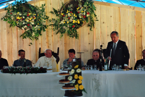 Papa Giovanni Paolo II - Vescovo Ducoli Maffeo - Carlo Bernini - Val Visdende (negativo) di Ceolin, Elio (ultimo quarto sec. XX)