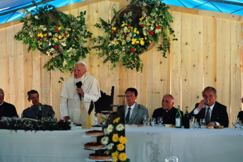 Papa Giovanni Paolo II - Vescovo Ducoli Maffeo - Carlo Bernini - Val Visdende (negativo) di Ceolin, Elio (ultimo quarto sec. XX)