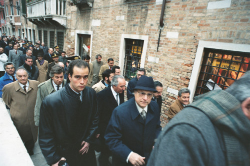 Raùl Ricardo Alfonsin - Carlo Bernini - Venezia (negativo) di Ceolin, Elio (studio fotografico) (ultimo quarto XX)