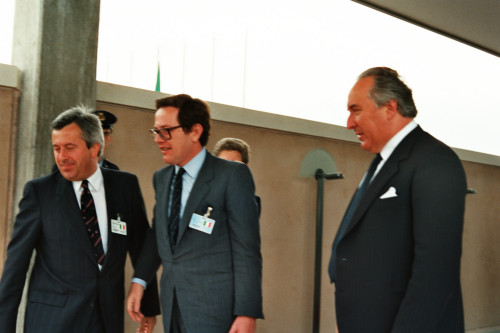 Vertice Economico - Venezia - 1987 (negativo) di Ceolin, Elio (studio fotografico) (ultimo quarto XX)