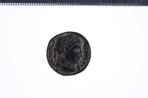 moneta - follis (secondo quarto IV sec. d.C.)