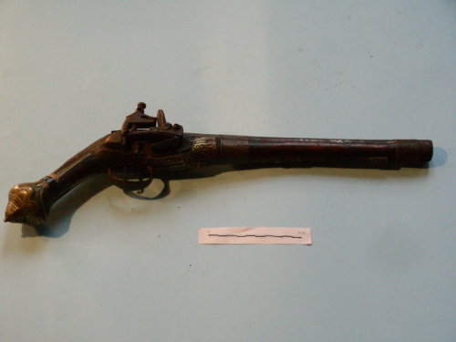Pistola (metà sec. XVIII)