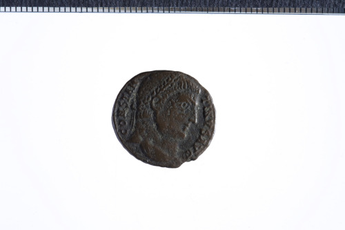 moneta - follis (secondo quarto IV sec. d.C.)