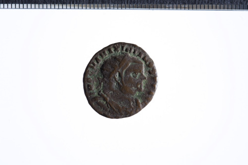 moneta - Frazione radiata (ultimo quarto III sec. d.C.)