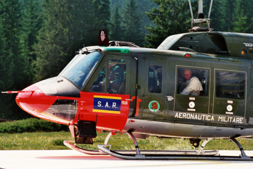 Papa Giovanni Paolo II - Vescovo Ducoli Maffeo - Val Visdende (negativo) di Ceolin, Elio (ultimo quarto sec. XX)