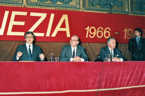 Bettino Craxi - Carlo Bernini - Nereo Laroni - Venezia (negativo) di Ceolin, Elio (studio fotografico) (ultimo quarto XX)