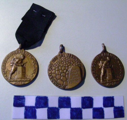 MEDAGLIA (prima metà sec. XX)