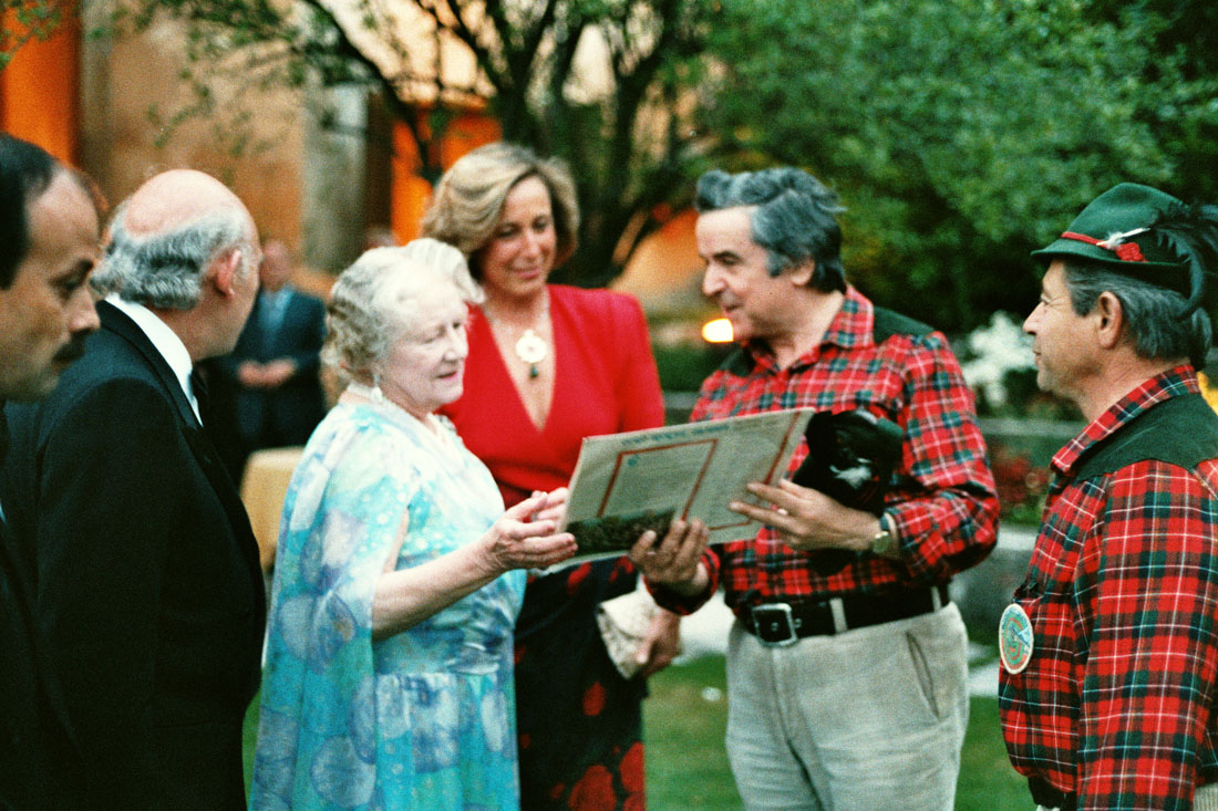 Alpini - Visita Regina Madre - Asolo (negativo) di Ceolin, Elio (ultimo quarto sec. XX)