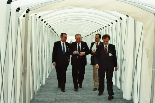 Vertice Economico - Venezia - 1987 (negativo) di Ceolin, Elio (studio fotografico) (ultimo quarto XX)