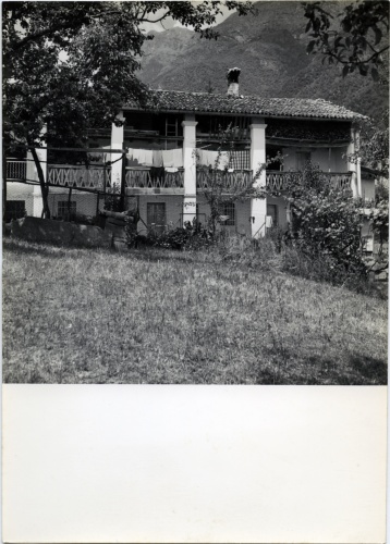 Casa rurale, sopra località Mis (Belluno) (positivo) di Alpago Novello, Adriano (metà XX)