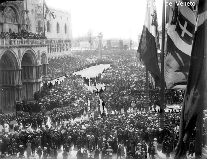 Venezia, cerimonia inaugurale del campanile di San Marco  di Filippi, Tomaso (XX)