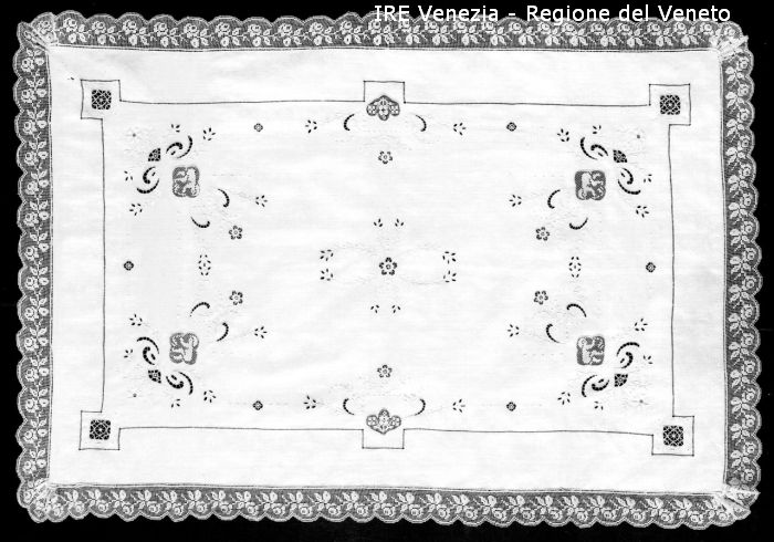 Venezia, tovaglia ricamata  di Filippi, Tomaso (XX)