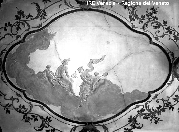 Venezia, palazzo ai Carmini (?), soffitto affrescato, particolare  di Filippi, Tomaso (XX)