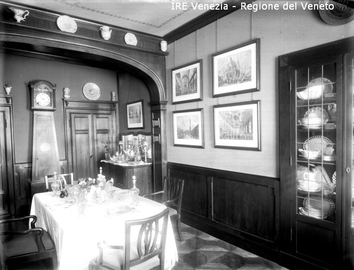 Venezia, interno di palazzo  di Filippi, Tomaso (XX)