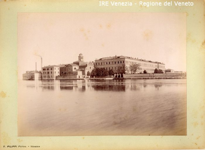 Venezia - Vita veneziana e lagunare - Attività pubbliche - Assistenza e Sanità - Congregazione di Carità - Isola di S. Clemente: ripresa dalla Laguna  di Filippi, Tomaso (fine/ inizio XIX/ XX)