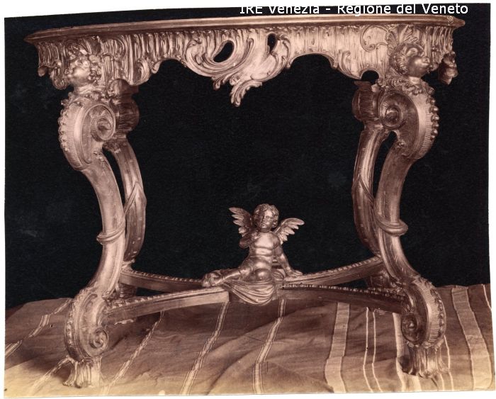 Venezia - Vita veneziana e lagunare - Attività private - Laboratori e Ditte di "Specialità veneziane" - Mobilio, campionari anonimi vari - Tavolino  di Filippi, Tomaso (fine/ inizio XIX/ XX)