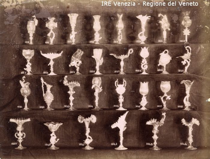 Venezia - Vita veneziana e lagunare - Attività private - Laboratori e Ditte di "Specialità veneziane" - Vetri, campionari anonimi vari - Vasi e bicchieri di vetro: trenta  di Filippi, Tomaso (fine/ inizio XIX/ XX)