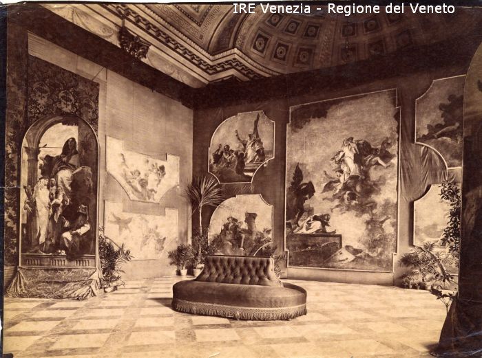 Venezia - Vita veneziana e lagunare - Attività pubbliche - Attività culturali - Mostre ed esposizioni - Palazzo Reale - Esposizione di dipinti di G. B. Tiepolo  di Filippi, Tomaso (fine/ inizio XIX/ XX)