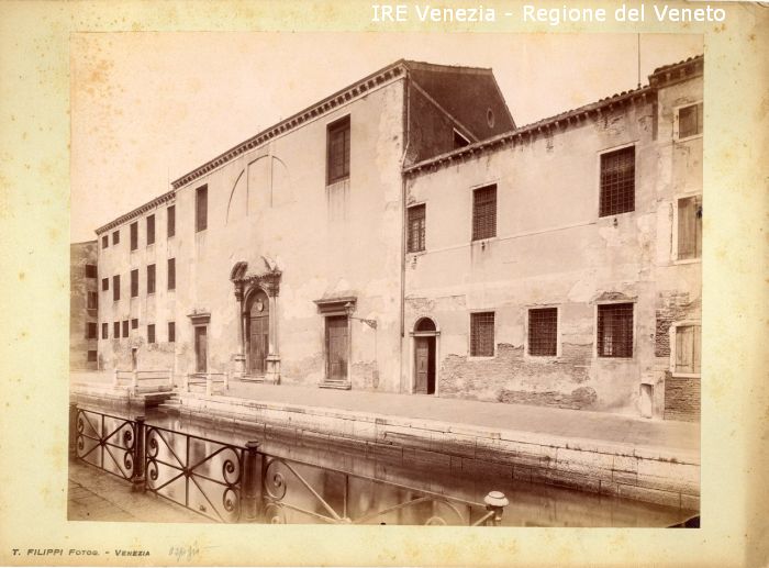 Venezia - Vita veneziana e lagunare - Attività pubbliche - Assistenza e Sanità - Congregazione di Carità - Convento delle Terese - "Patrio Orfanatrofio sezione femminile"  di Filippi, Tomaso (fine/ inizio XIX/ XX)