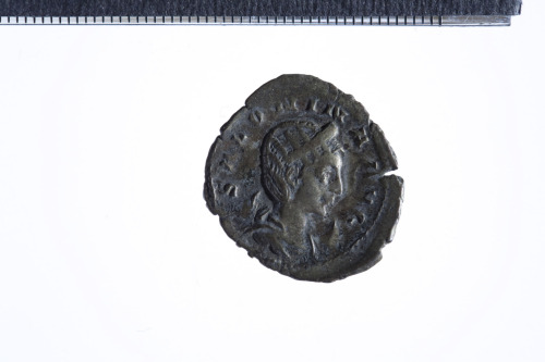 moneta - Antoniniano (terzo quarto III sec. d.C.)